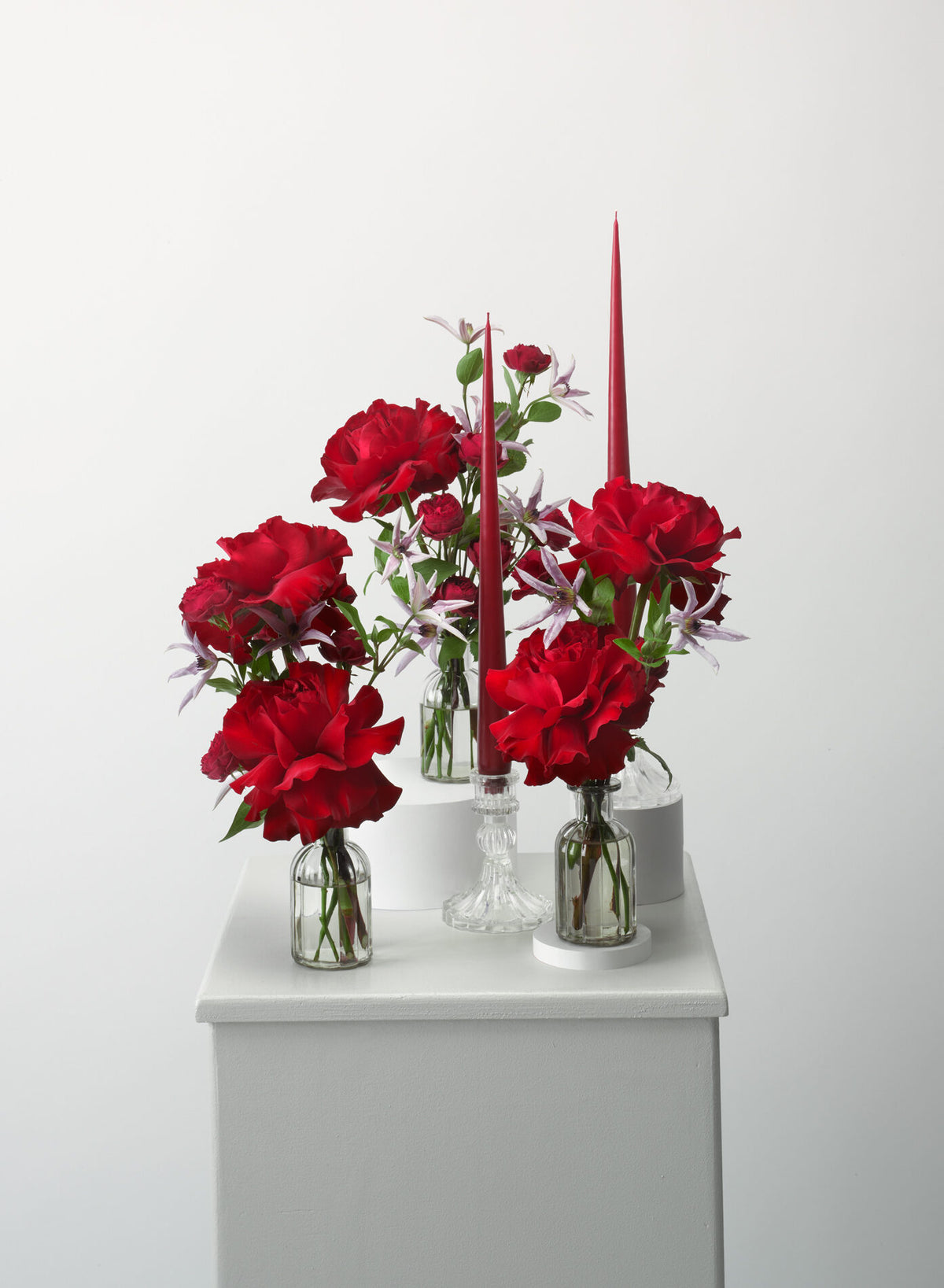 Red Rose Bud Vase Set image 1